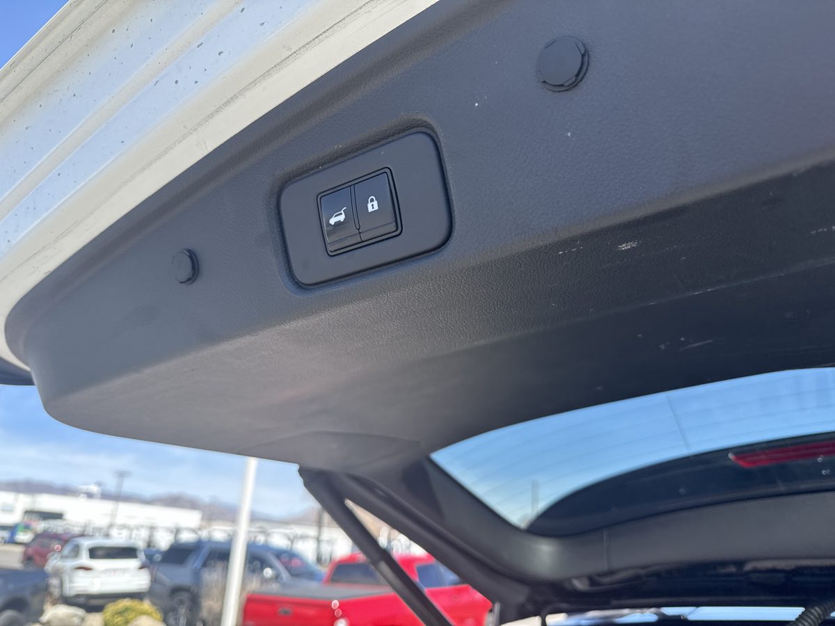 2022 Nissan Pathfinder Platinum - Photo 20