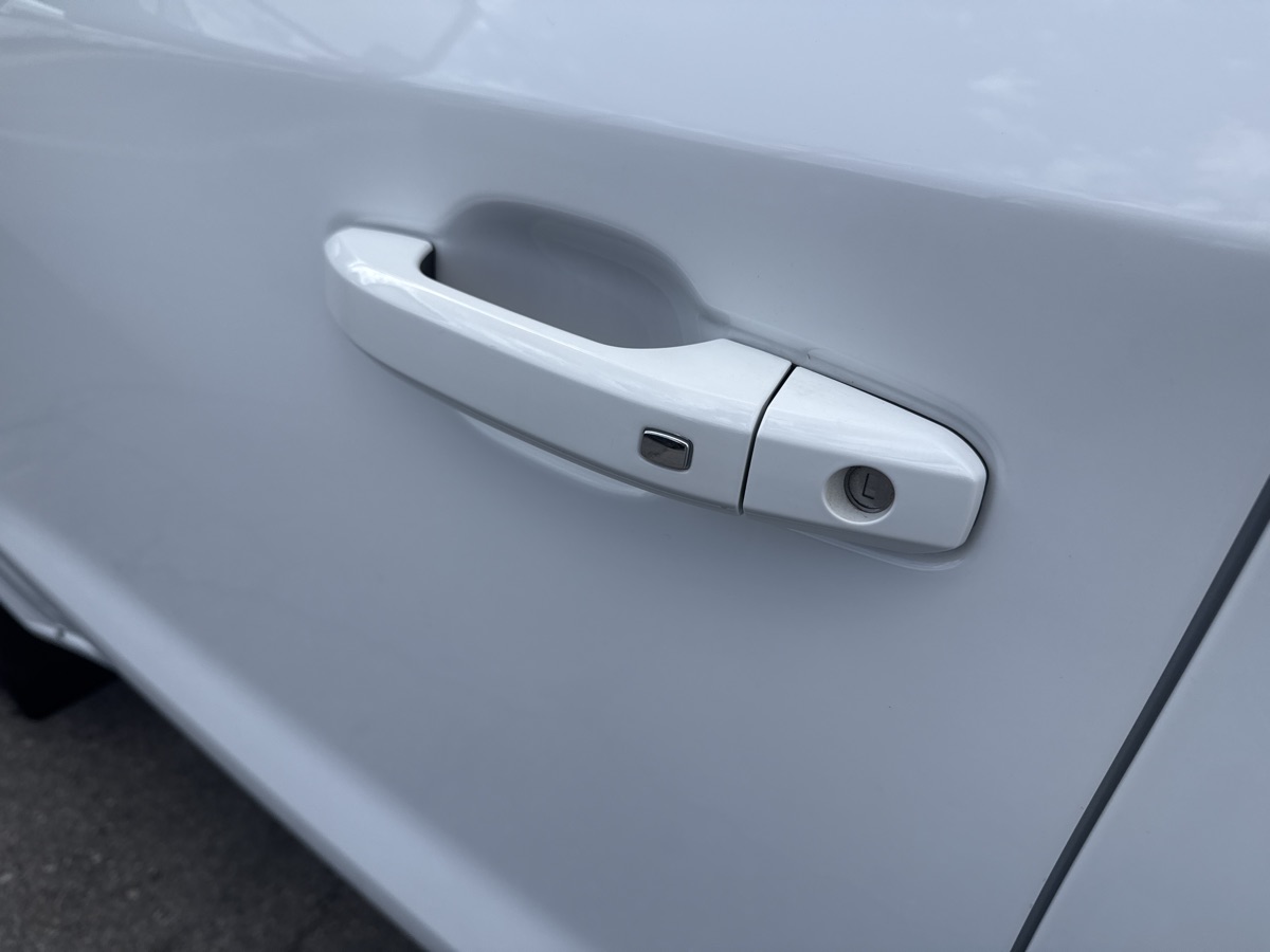 2020 Chevrolet Silverado 1500 LT - Photo 11