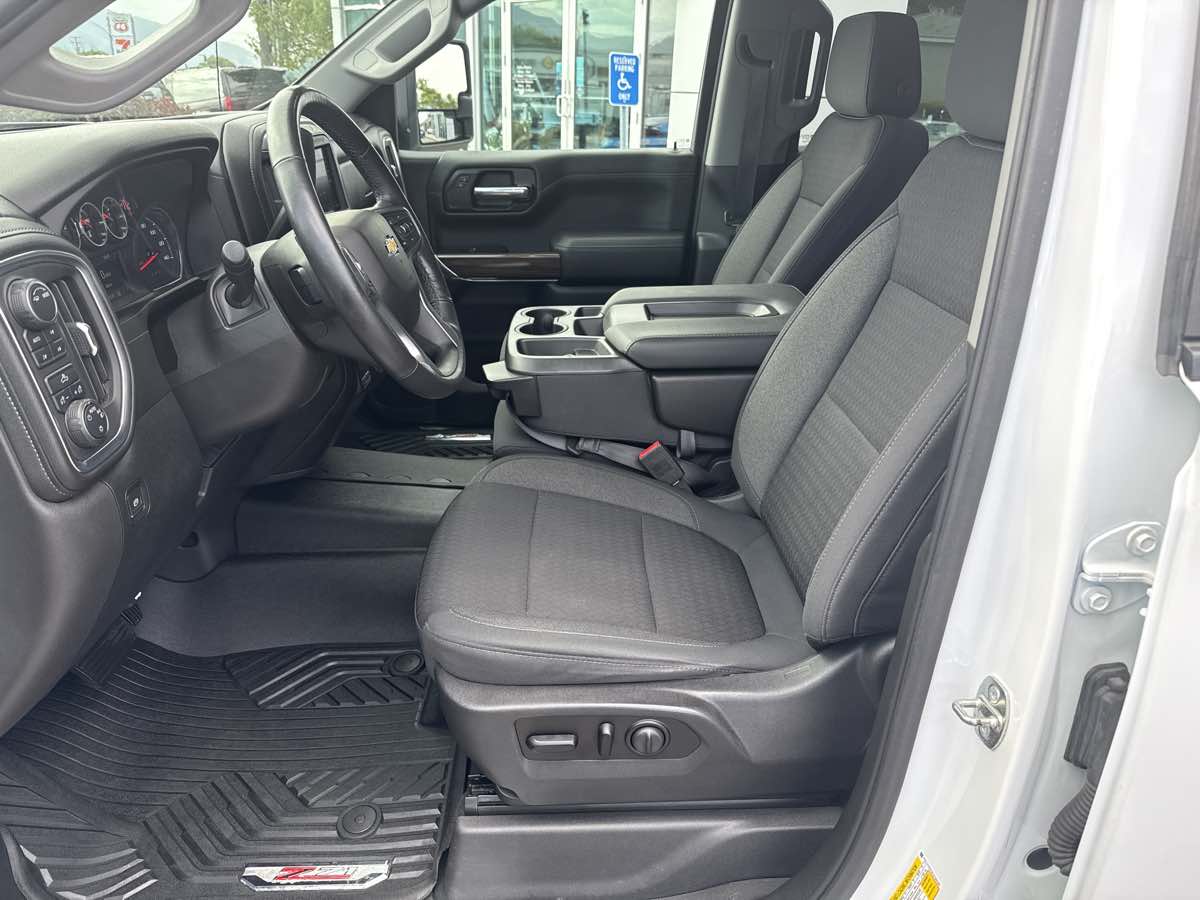 2020 Chevrolet Silverado 1500 LT - Photo 14