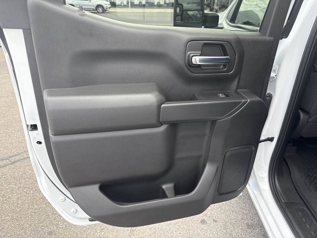 2020 Chevrolet Silverado 1500 LT - Photo 16
