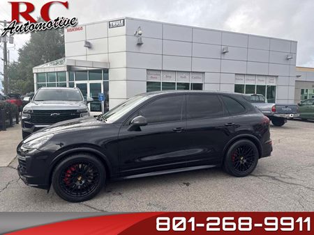 Sold 2018 Porsche Cayenne GTS
