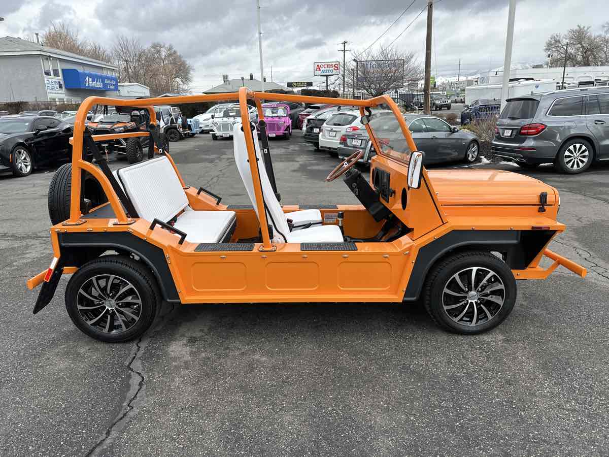 2022 Cruise Car MOKE photo 4