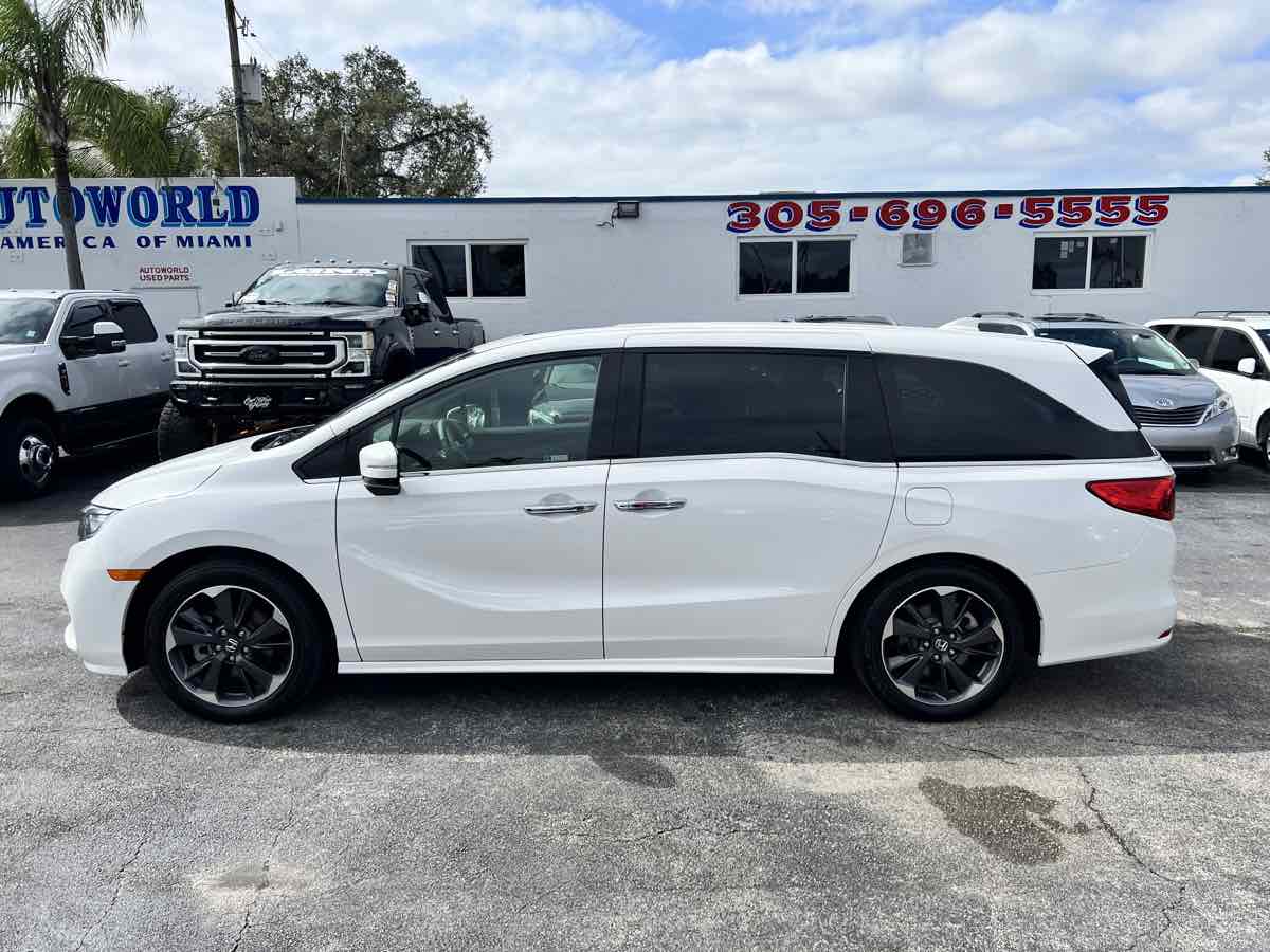 2023 Honda Odyssey Elite photo 5