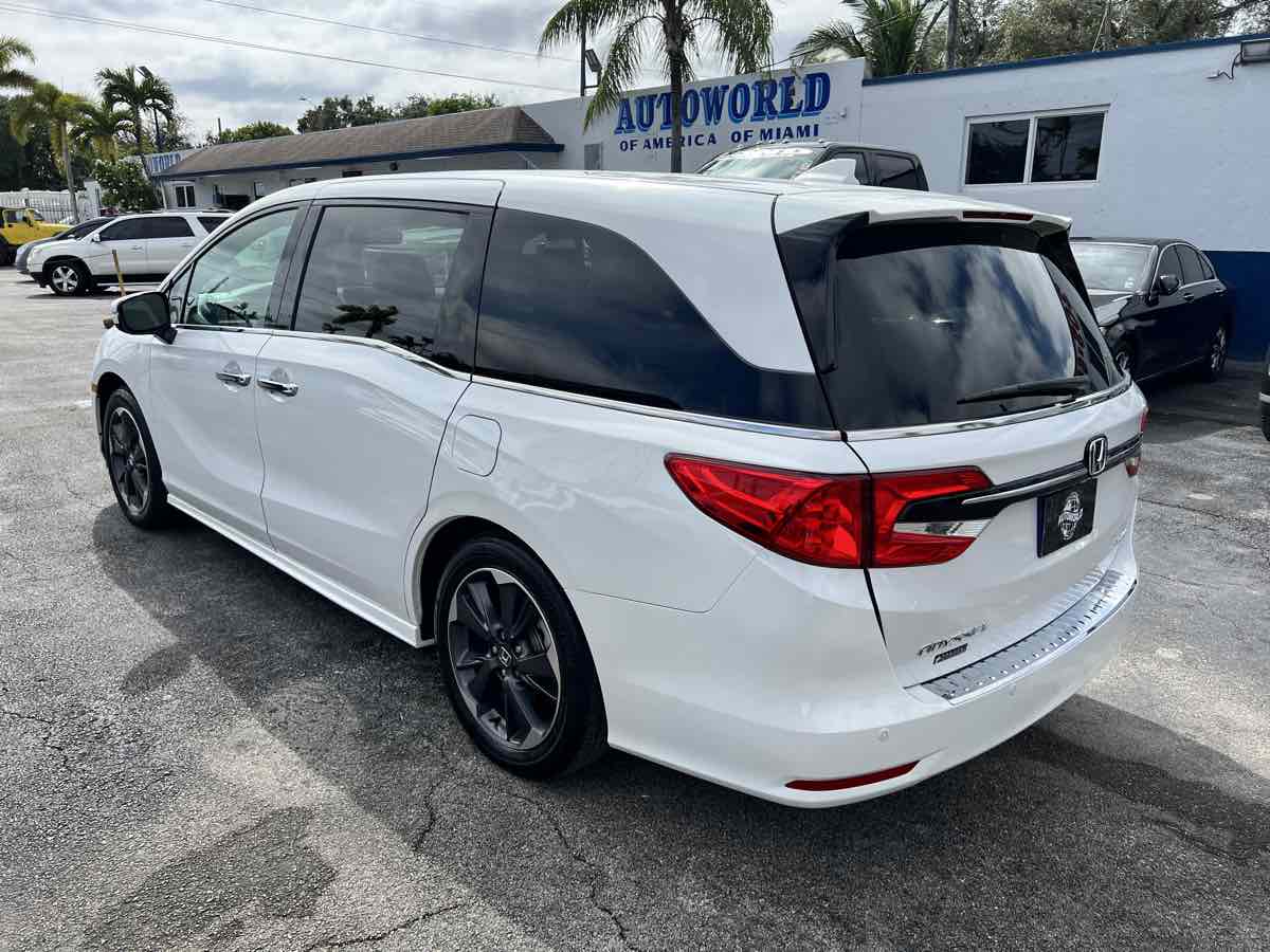 2023 Honda Odyssey Elite photo 6