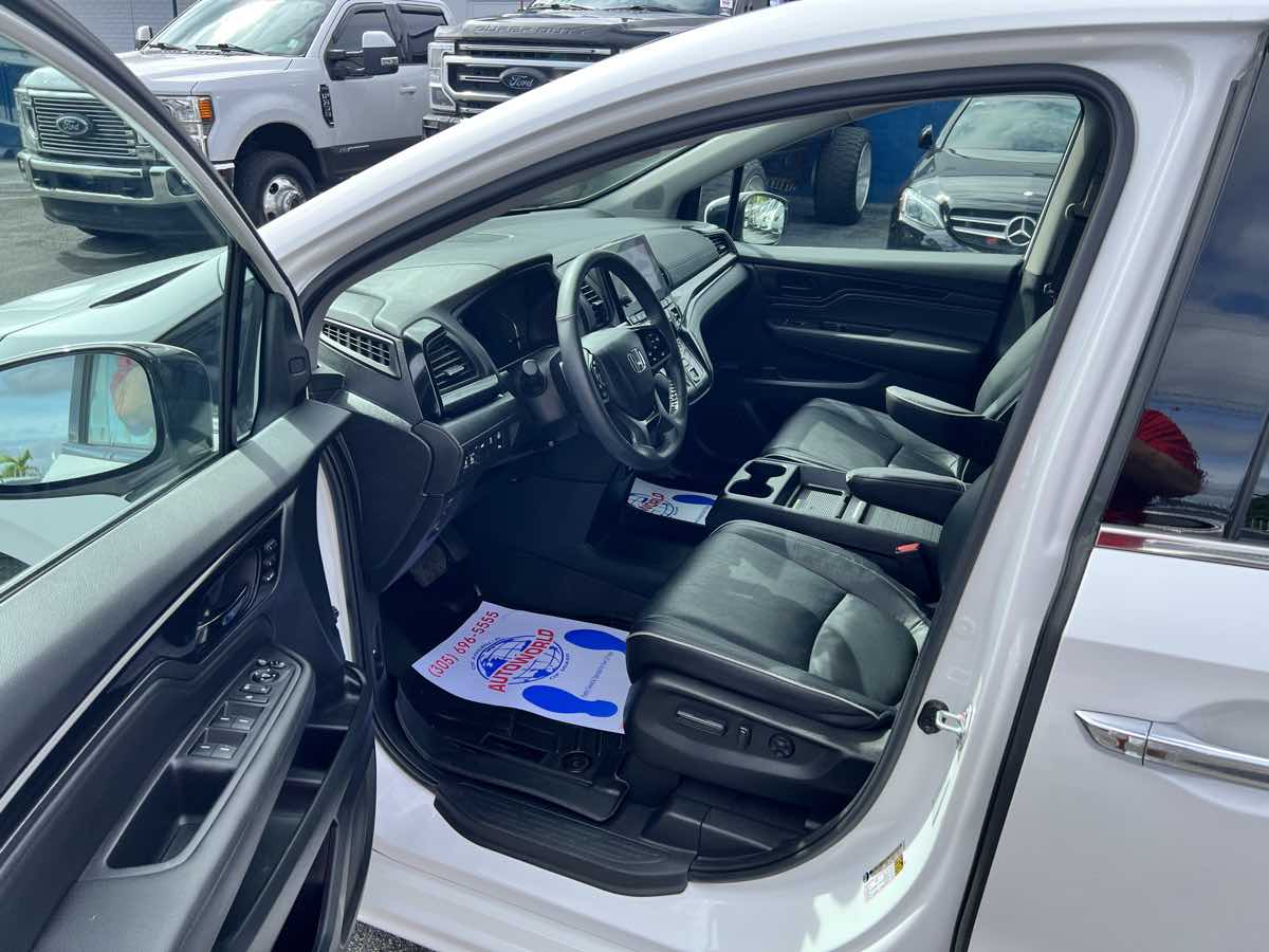 2023 Honda Odyssey Elite photo 10