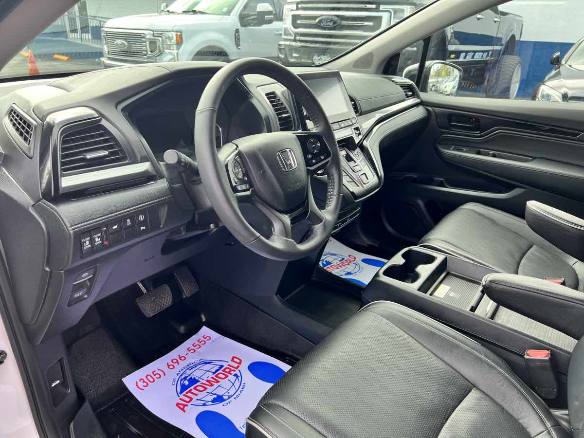 2023 Honda Odyssey Elite photo 12