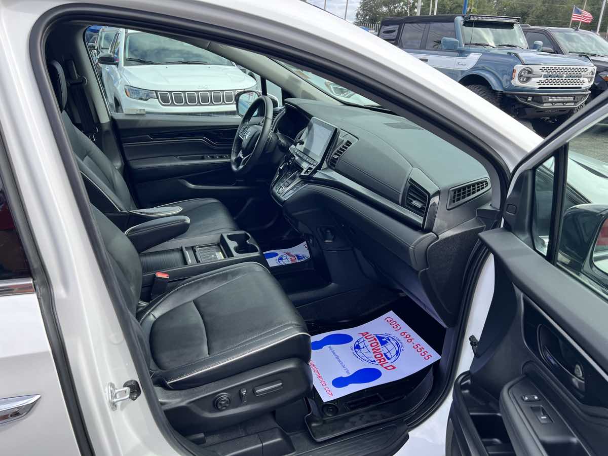 2023 Honda Odyssey Elite photo 14