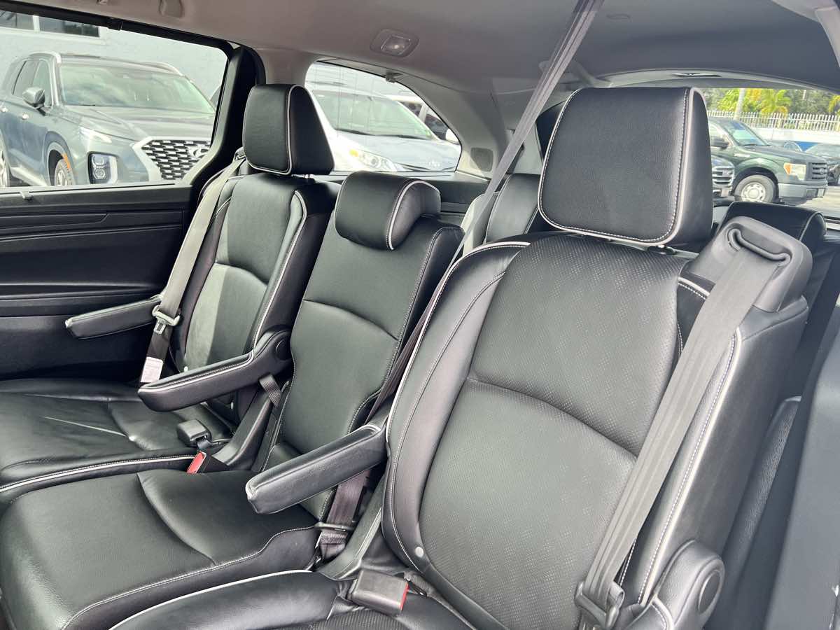 2023 Honda Odyssey Elite photo 19