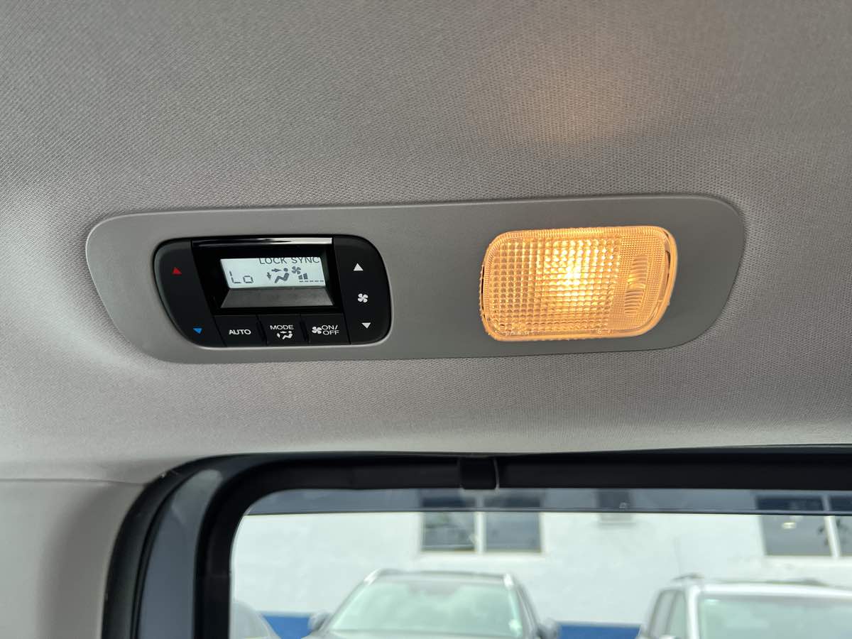 2023 Honda Odyssey Elite photo 39