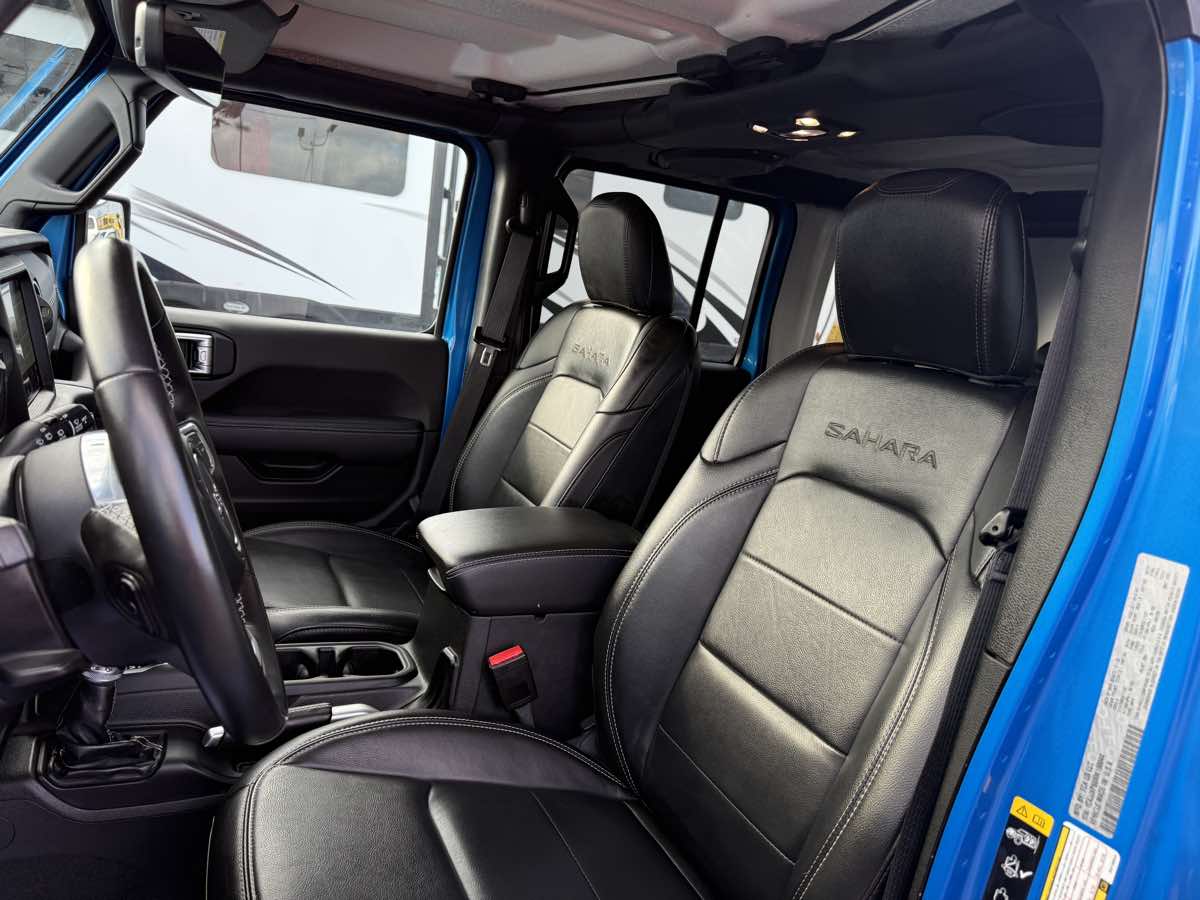 2022 Jeep Wrangler Unlimited Sahara 4xe photo 11