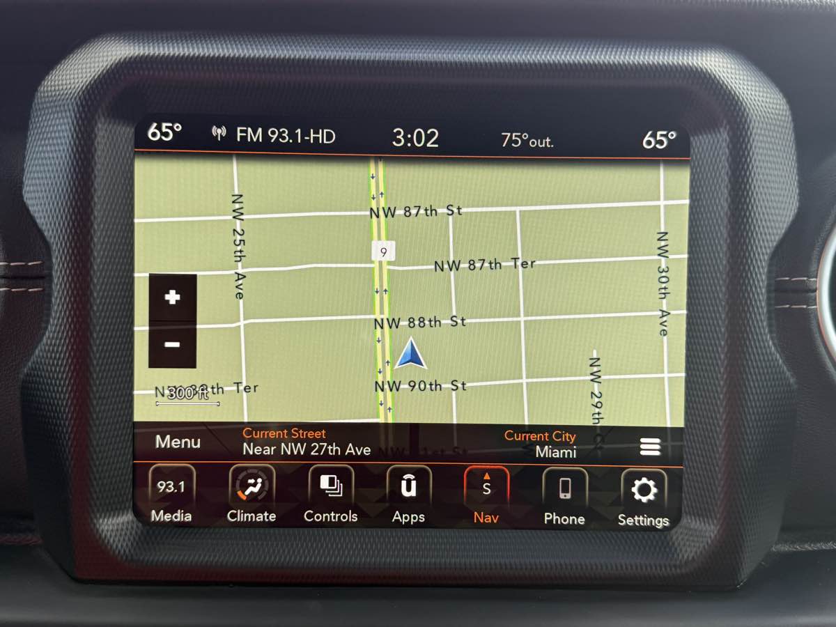 2022 Jeep Wrangler Unlimited Sahara 4xe photo 29