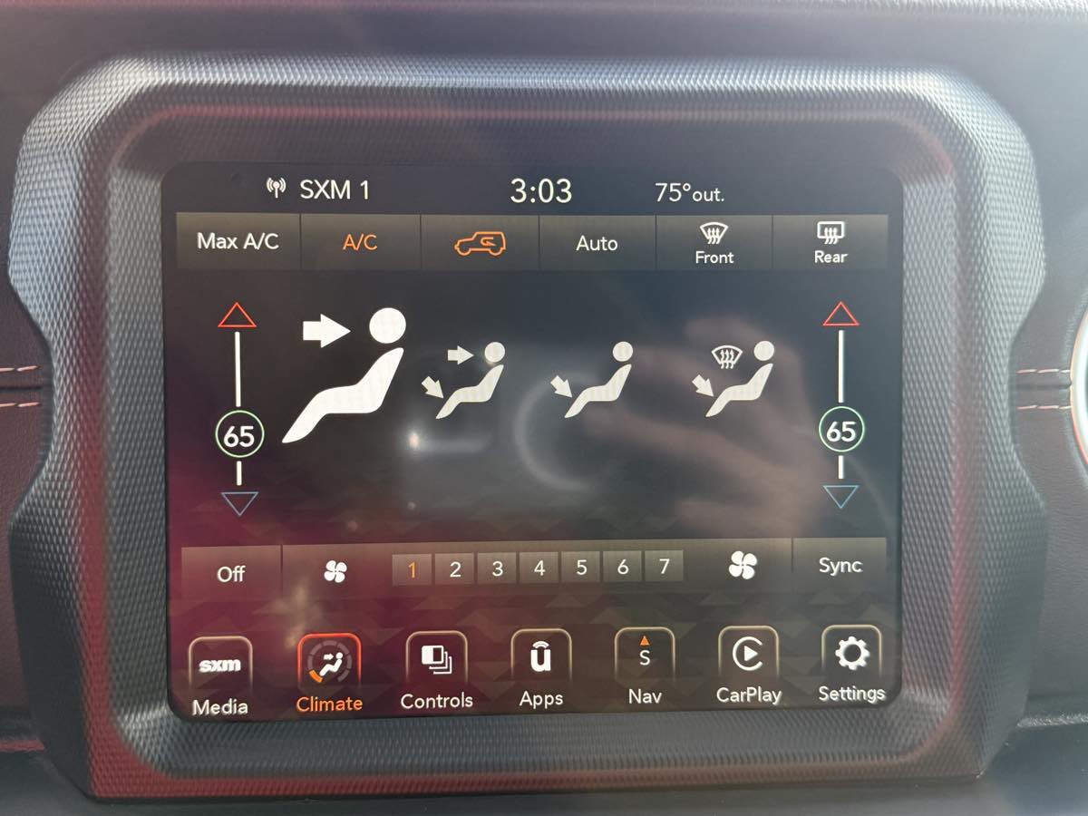 2022 Jeep Wrangler Unlimited Sahara 4xe photo 34