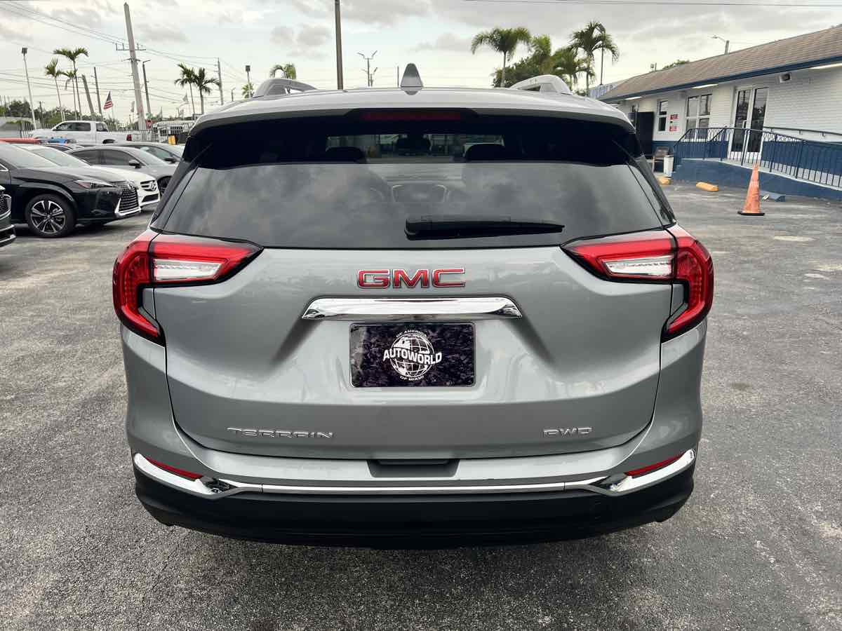 2023 Gmc Terrain SLT photo 7