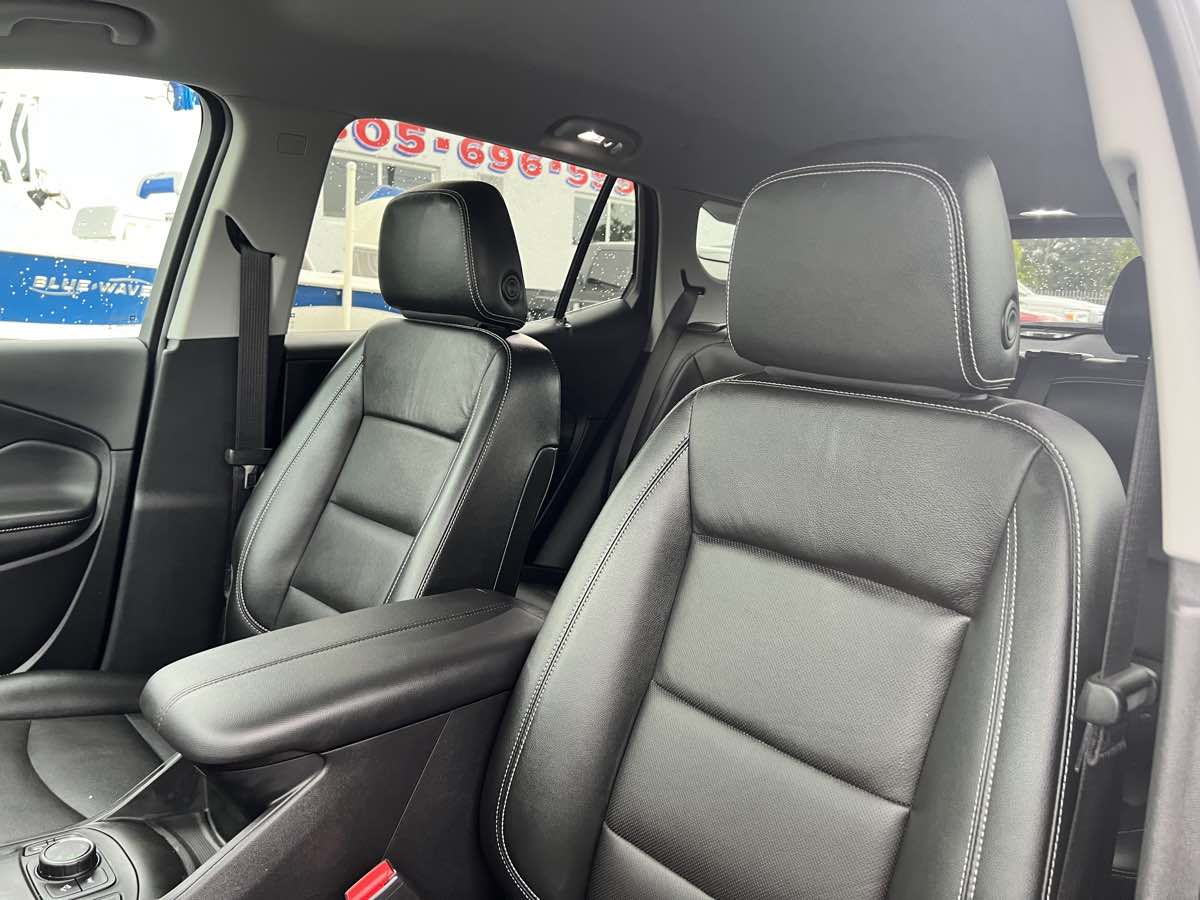 2023 Gmc Terrain SLT photo 11