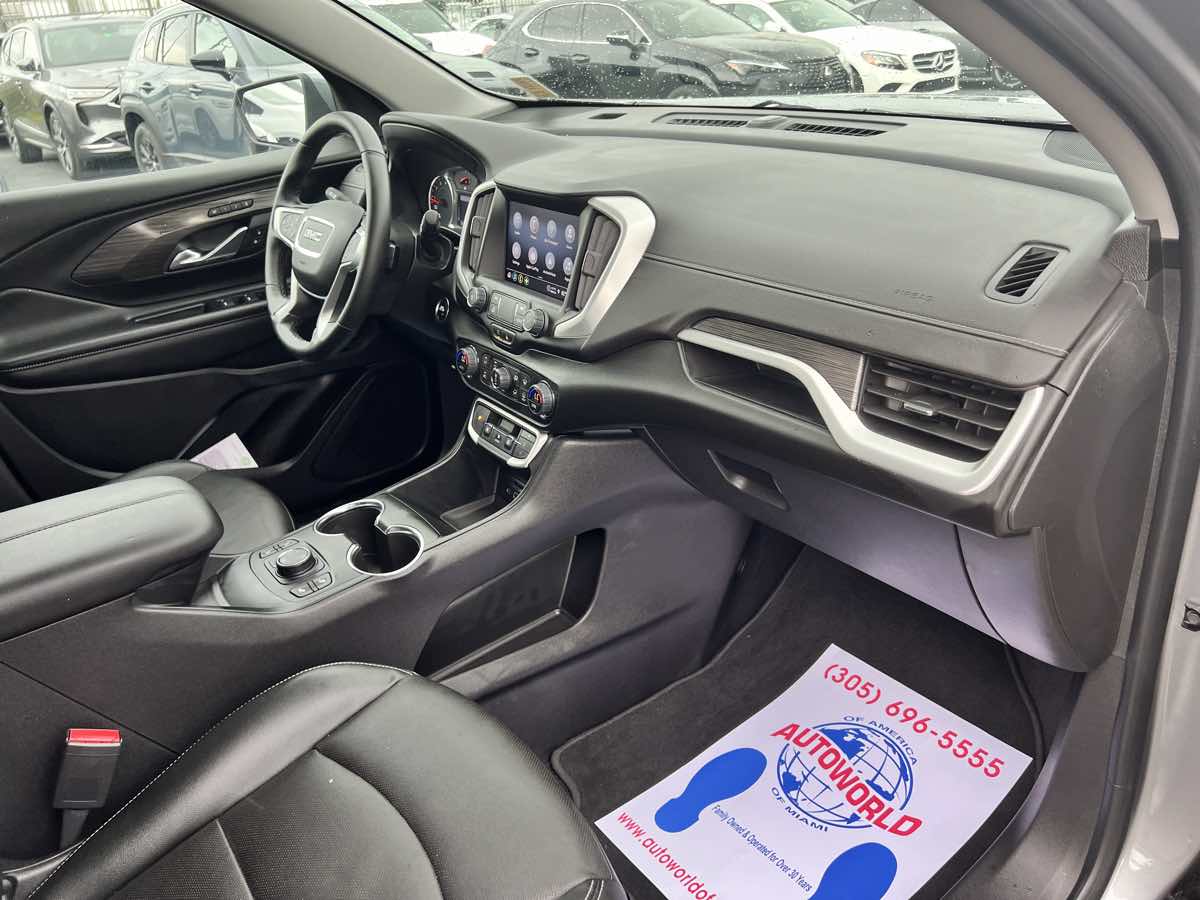 2023 Gmc Terrain SLT photo 16