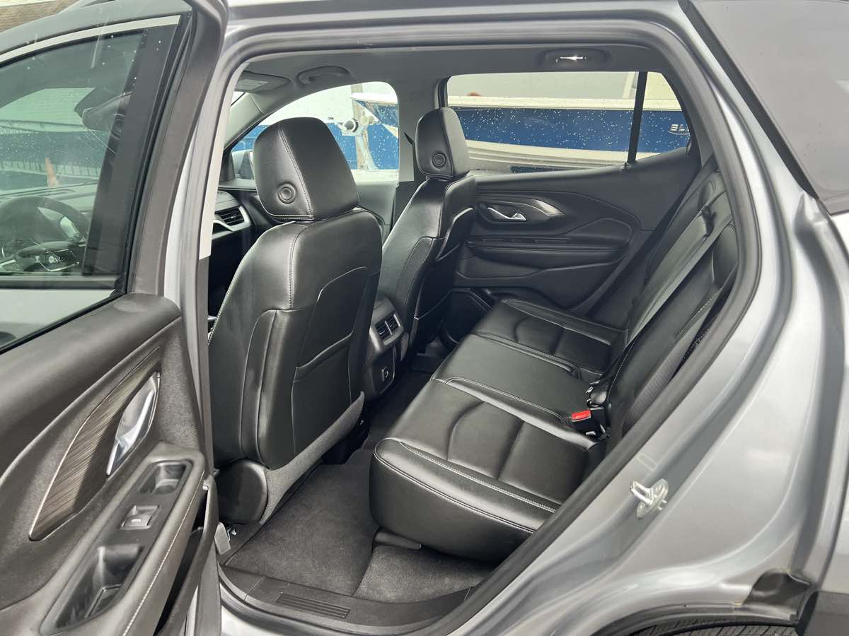 2023 Gmc Terrain SLT photo 18