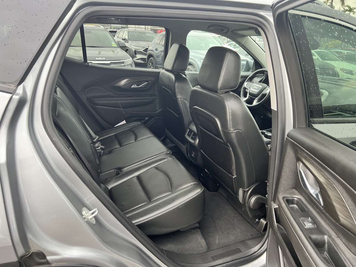 2023 Gmc Terrain SLT photo 21