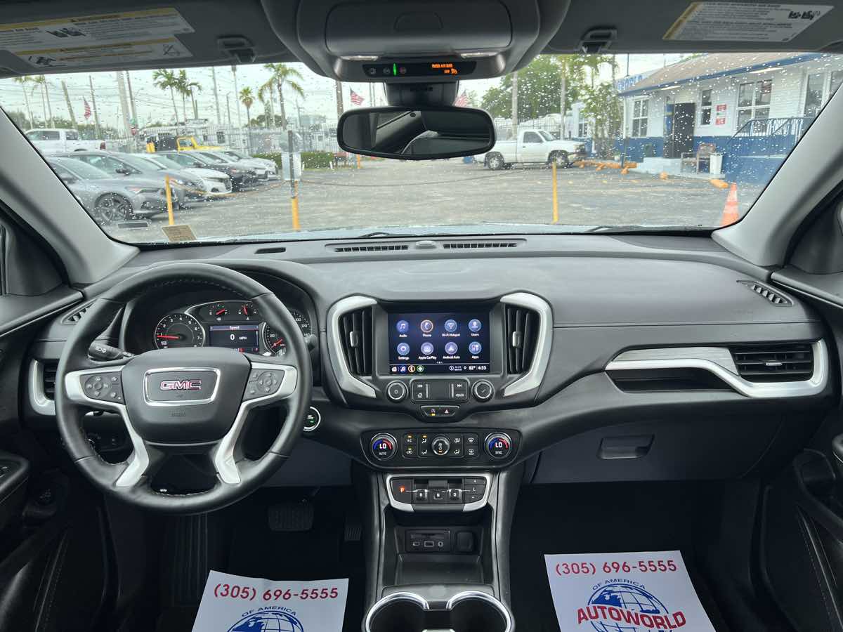 2023 Gmc Terrain SLT photo 24
