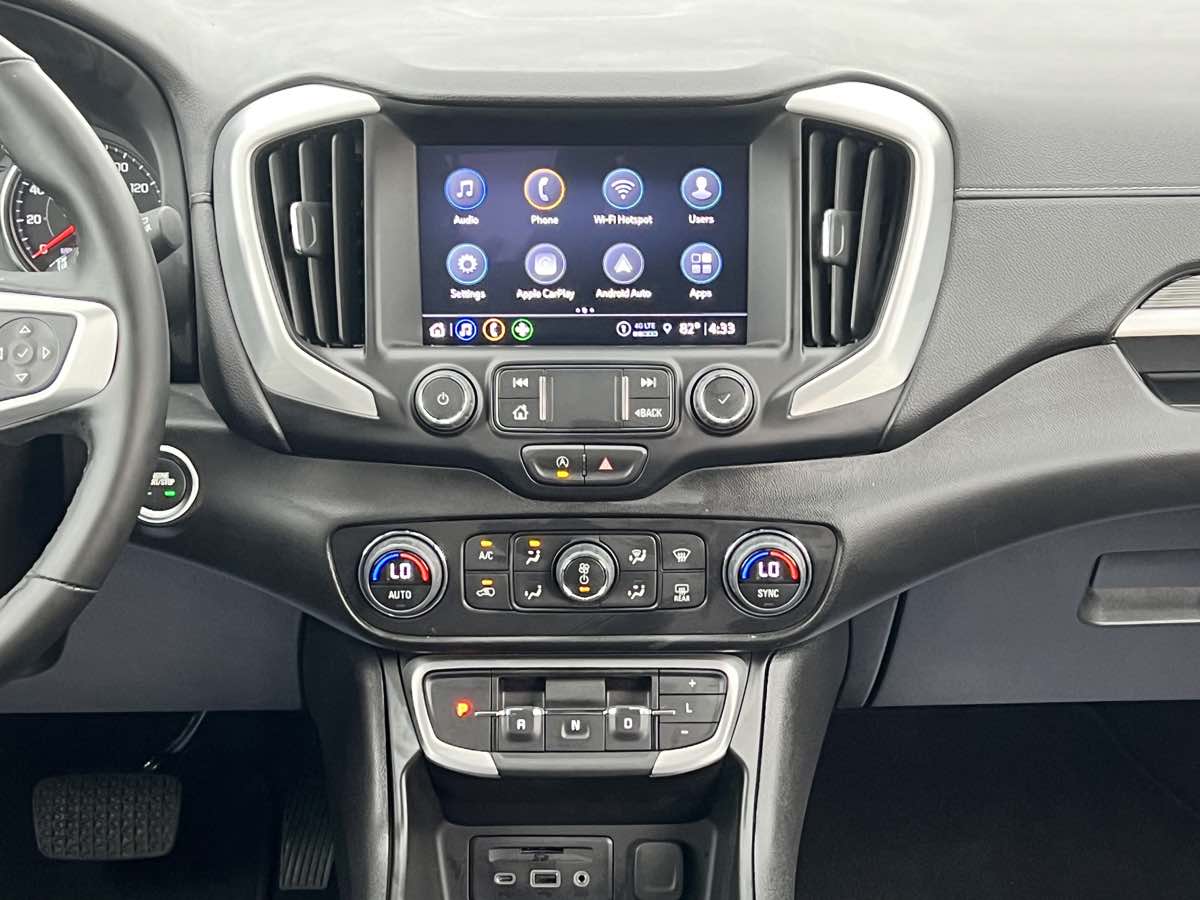 2023 Gmc Terrain SLT photo 29