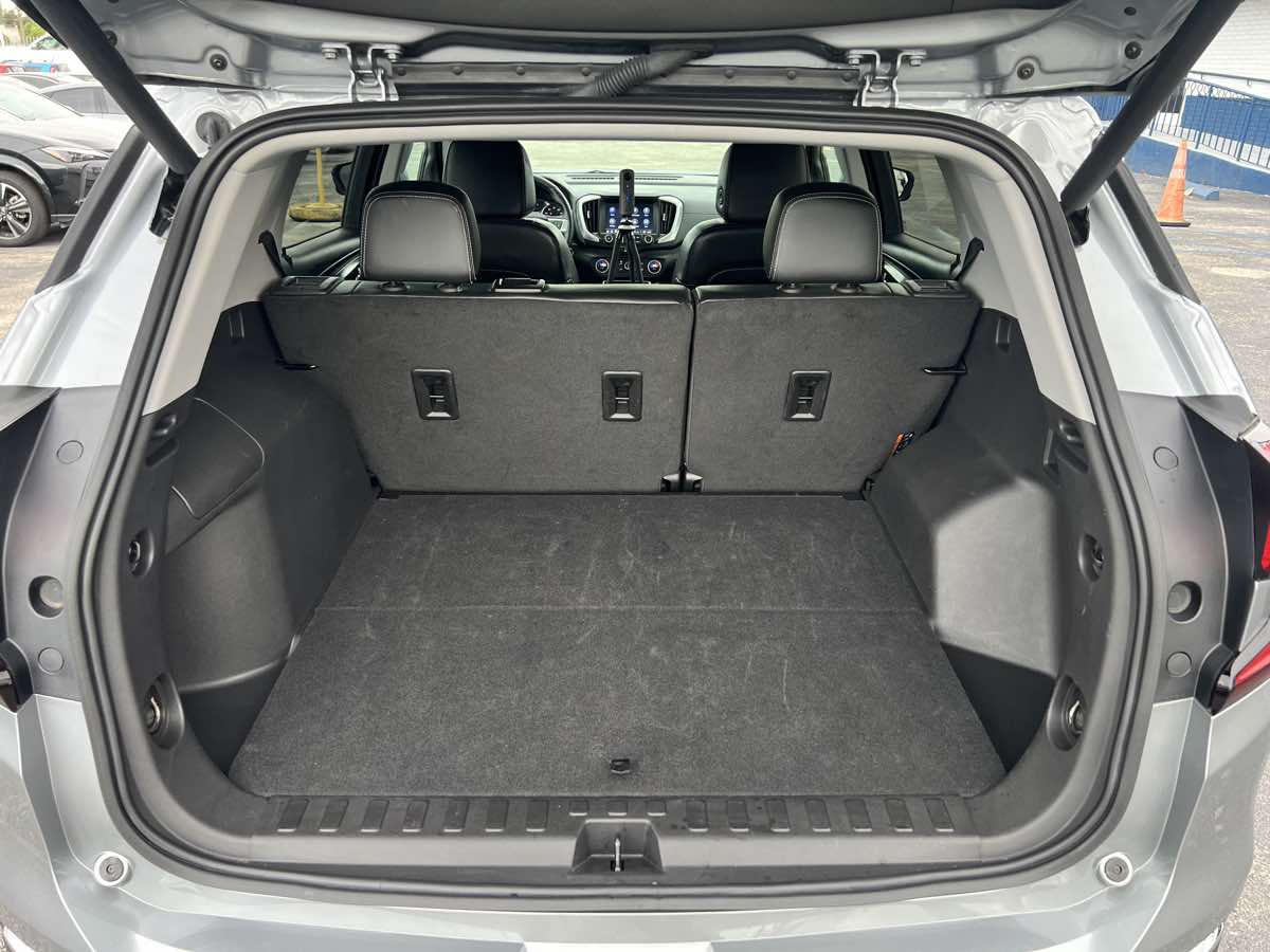 2023 Gmc Terrain SLT photo 43