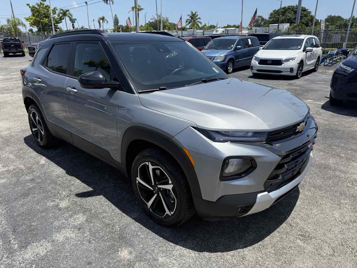 2023 Chevrolet Trailblazer RS photo 3