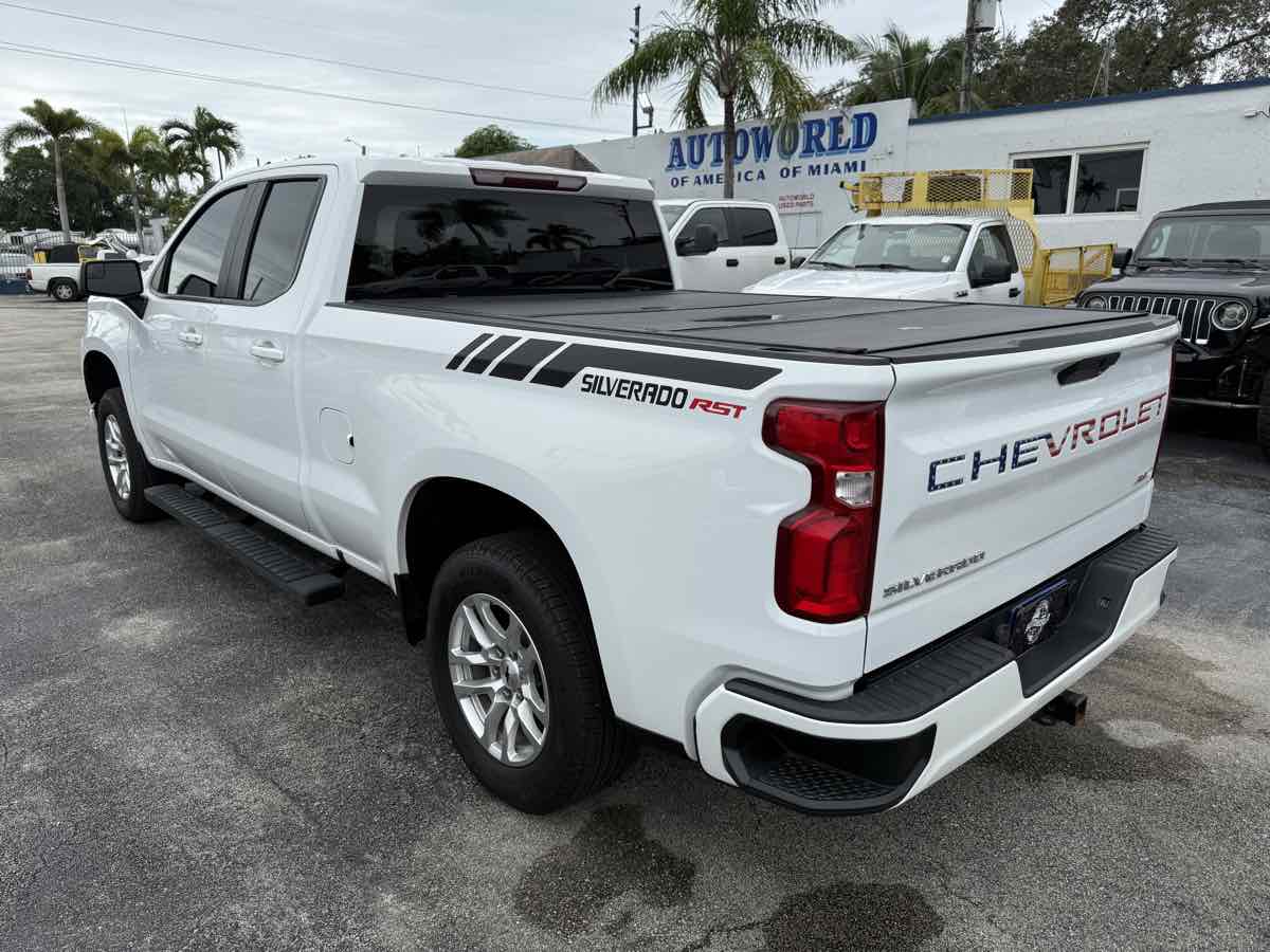 2020 Chevrolet Silverado 1500 RST photo 7