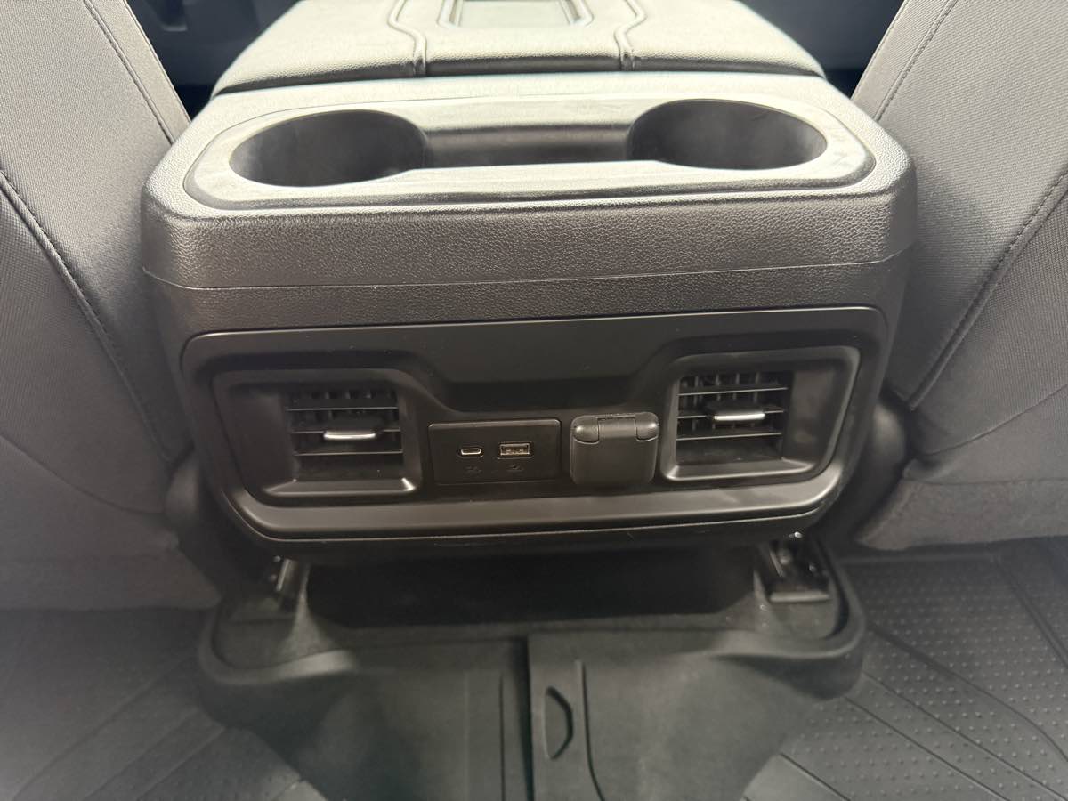2020 Chevrolet Silverado 1500 RST photo 46
