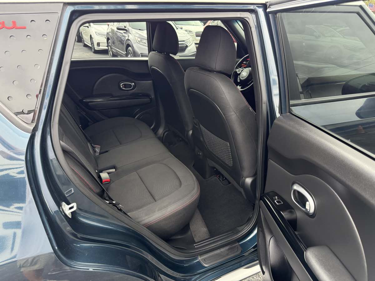 2018 Kia Soul photo 18