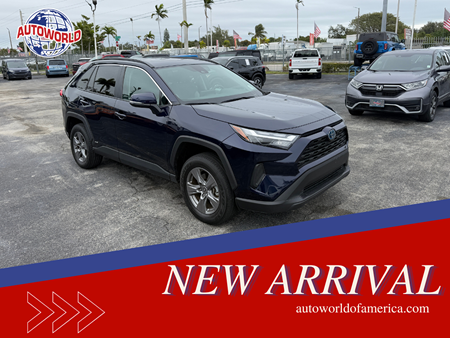 2022 Toyota RAV4 Hybrid XLE AWD w/ Convenience Package