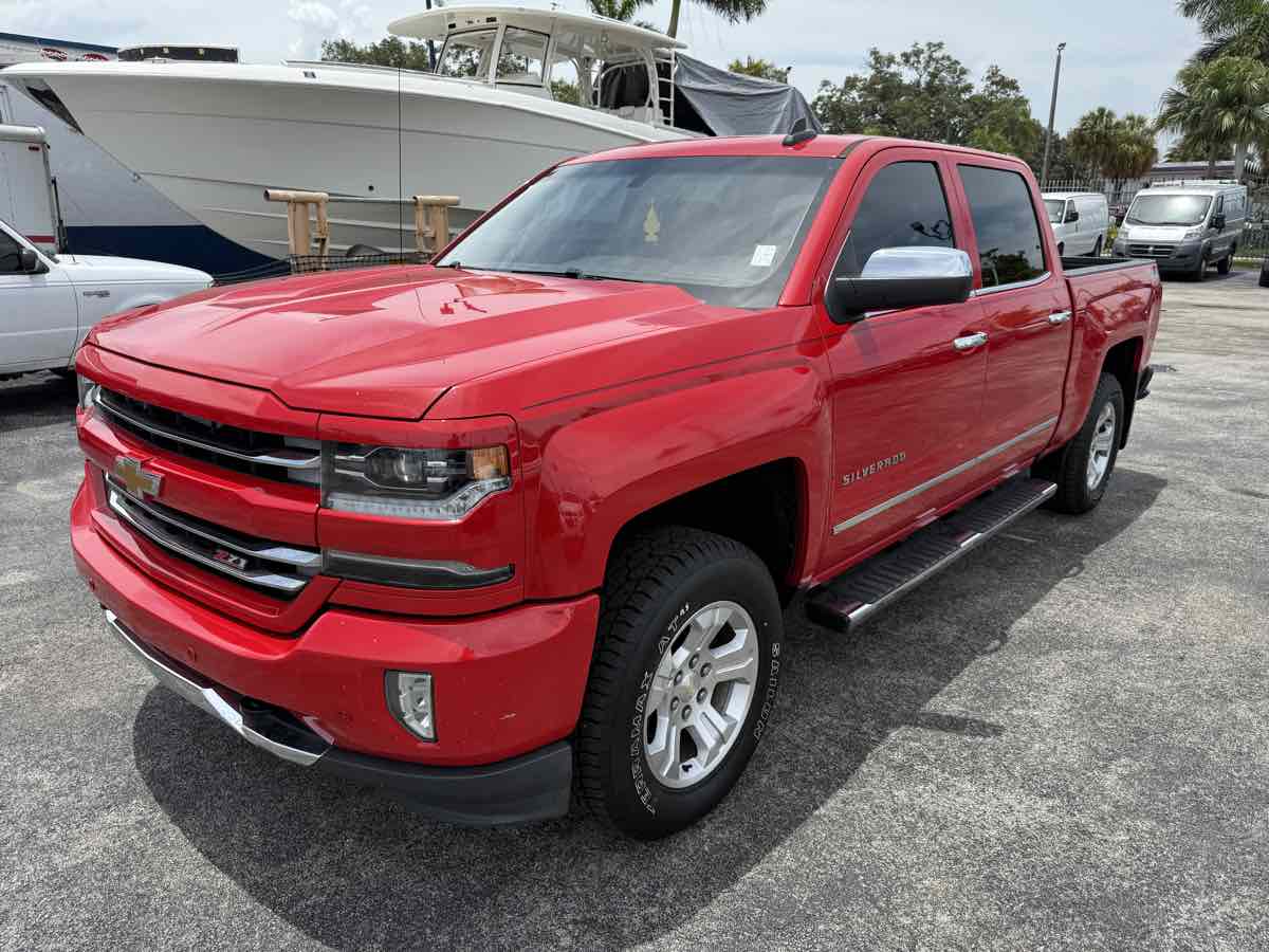 2016 Chevrolet Silverado 1500 LTZ photo 5