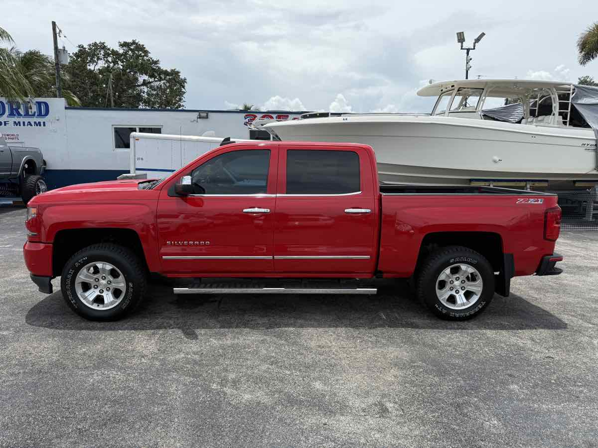 2016 Chevrolet Silverado 1500 LTZ photo 6