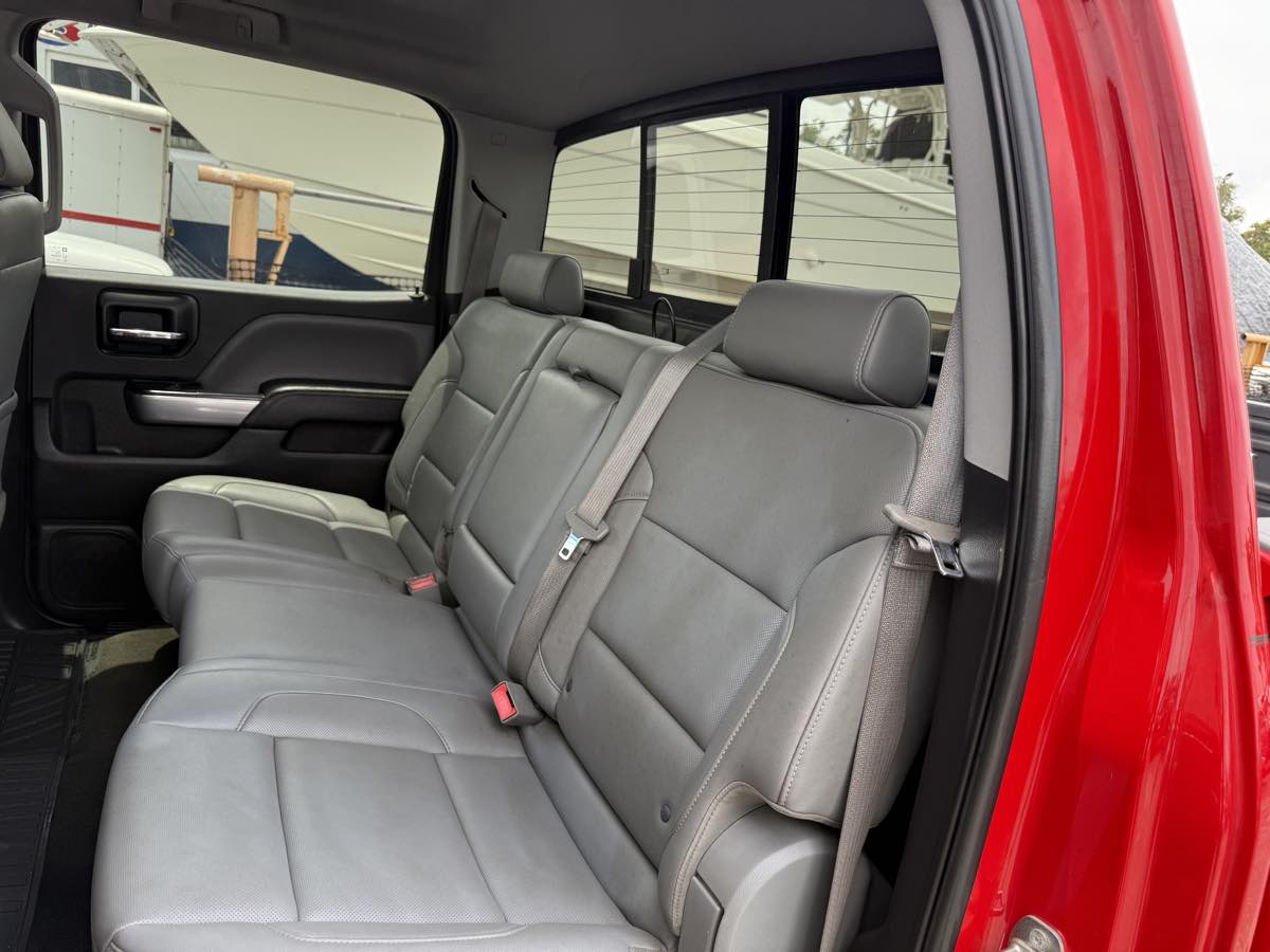 2016 Chevrolet Silverado 1500 LTZ photo 16