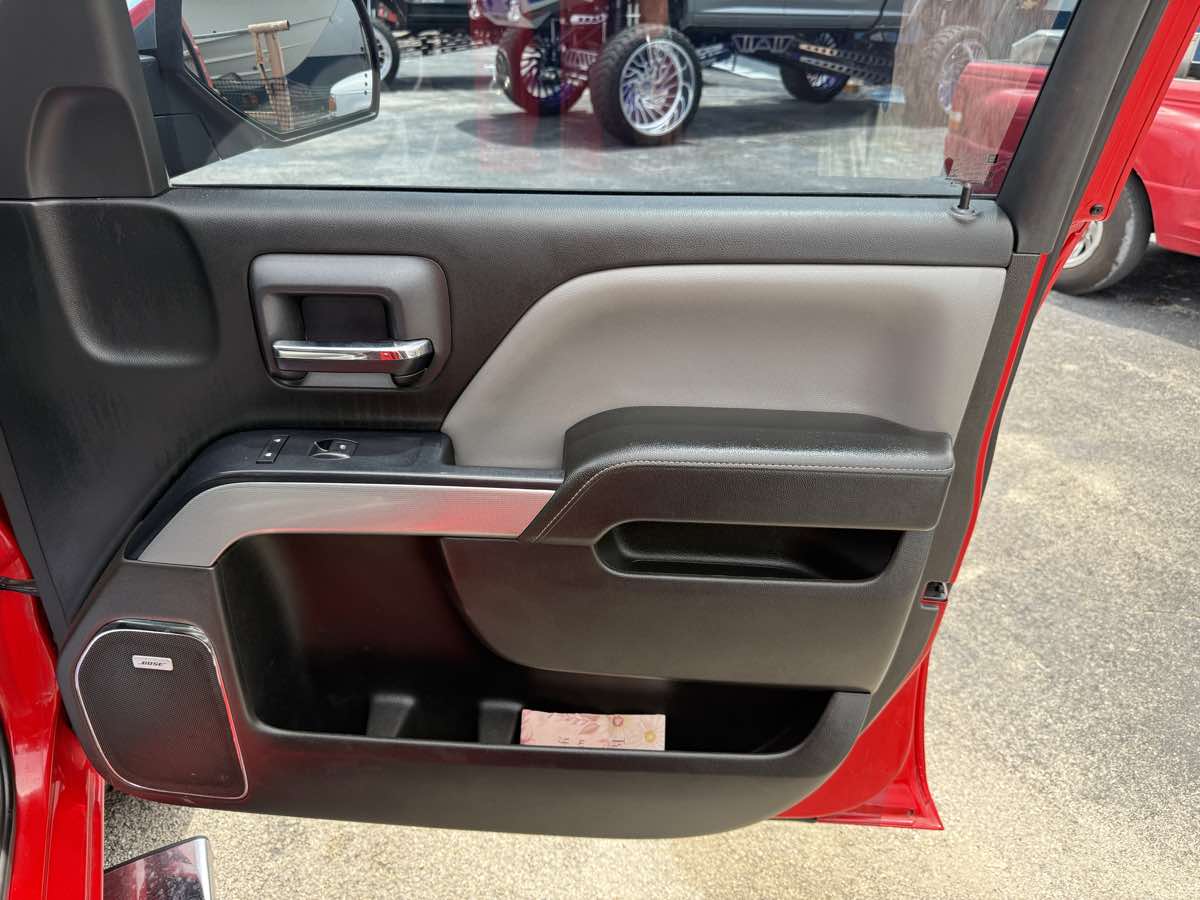 2016 Chevrolet Silverado 1500 LTZ photo 25