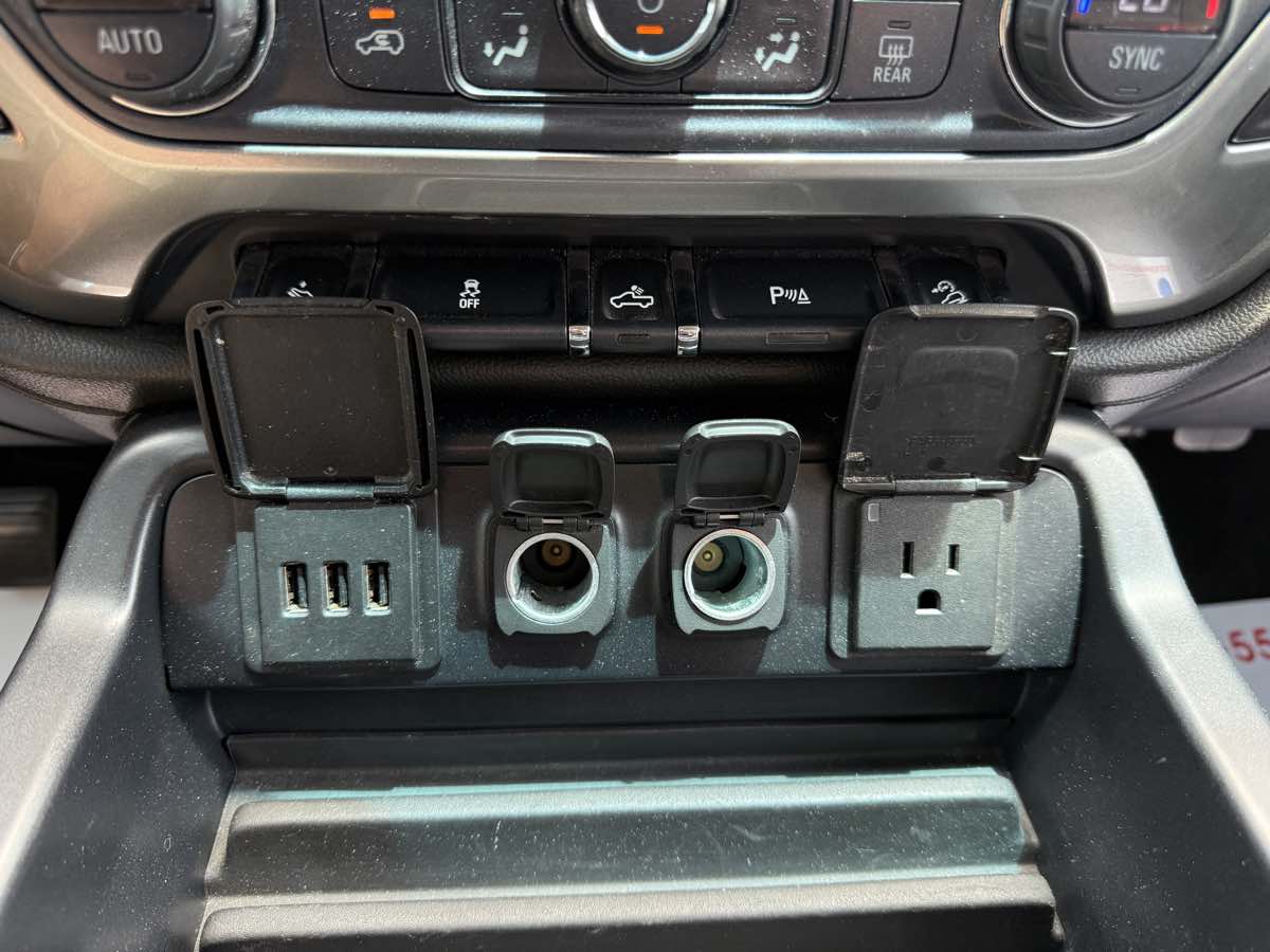 2016 Chevrolet Silverado 1500 LTZ photo 40
