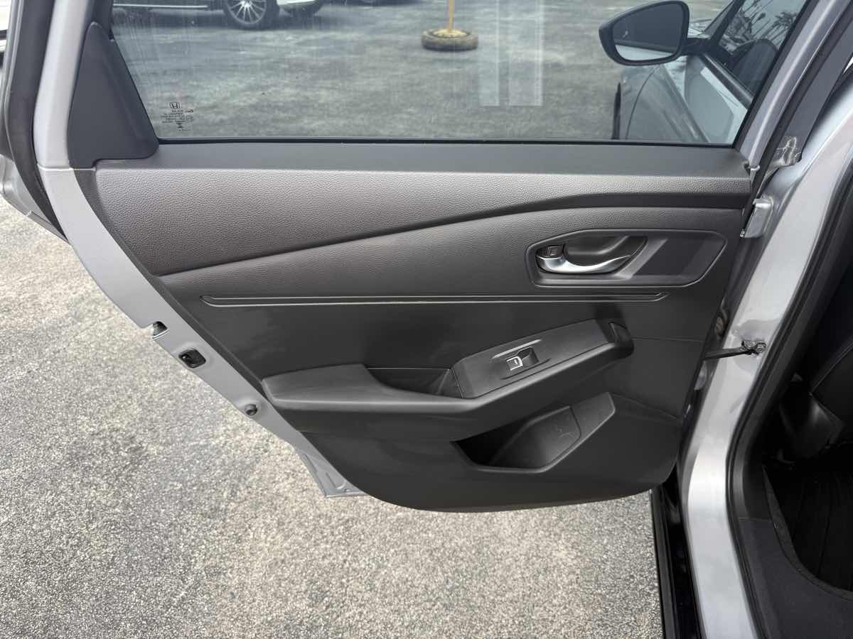 2024 Honda Accord Hybrid Sport-L photo 16