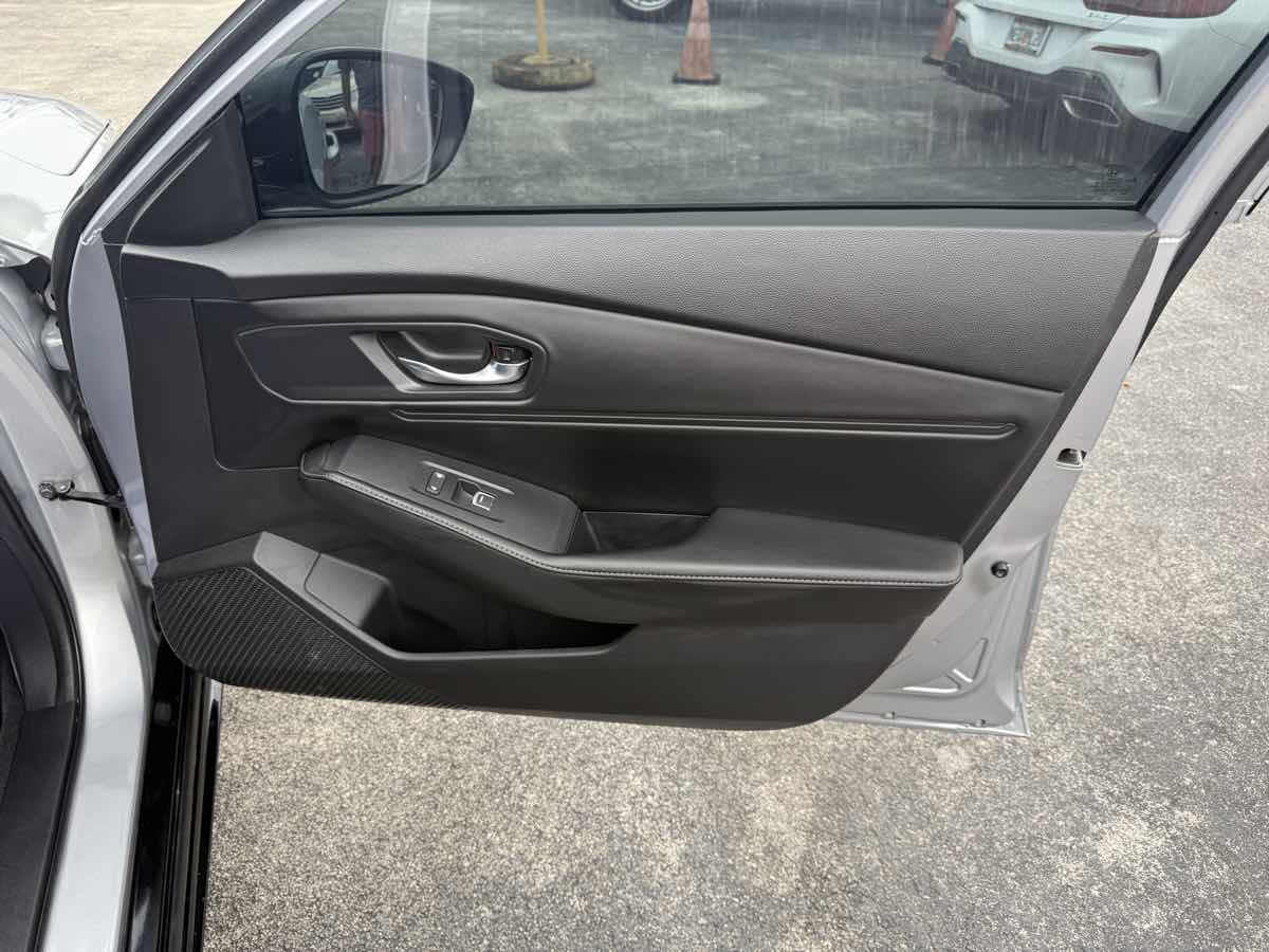 2024 Honda Accord Hybrid Sport-L photo 23
