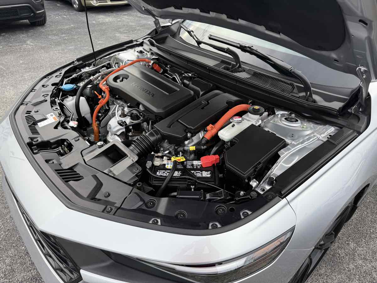 2024 Honda Accord Hybrid Sport-L photo 47