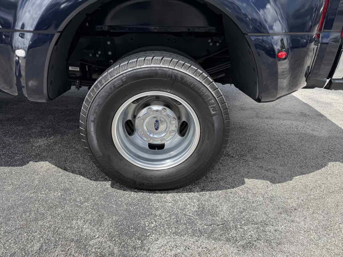 2023 Ford F-350 XL photo 61