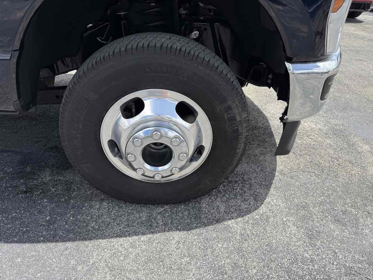 2023 Ford F-350 XL photo 63