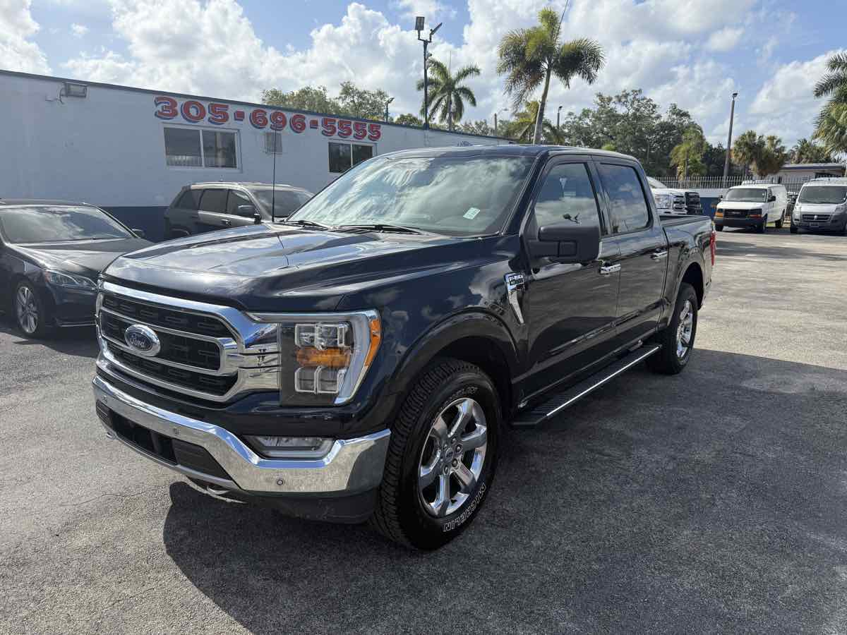 2021 Ford F-150 XLT photo 5