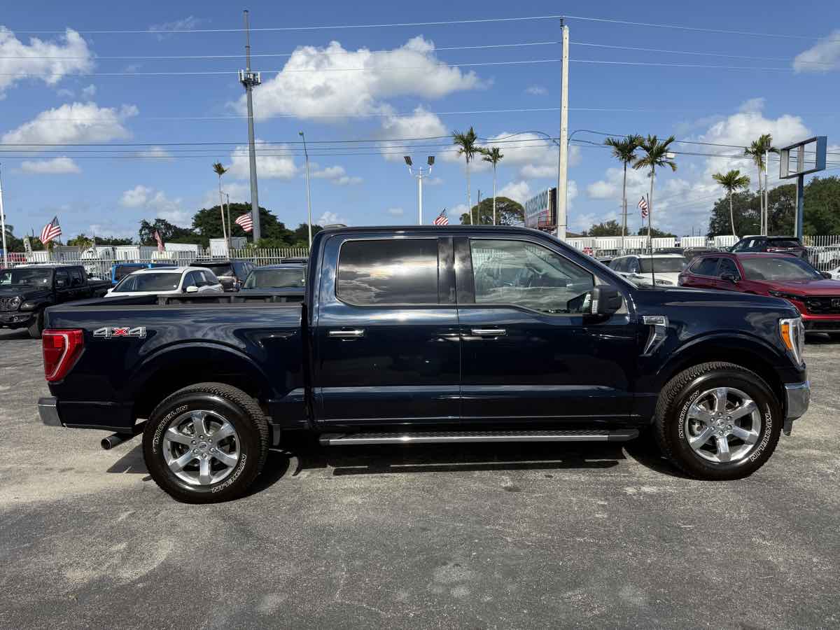 2021 Ford F-150 XLT photo 10