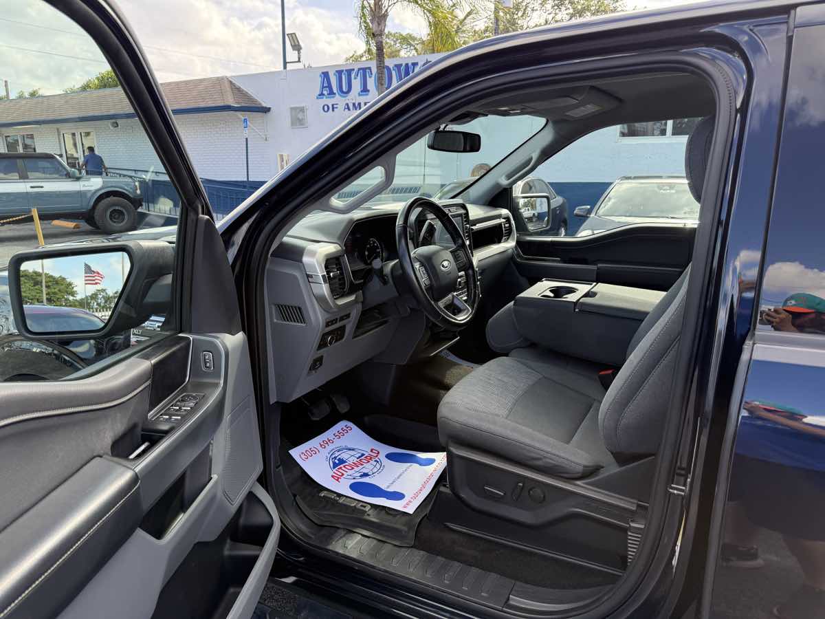 2021 Ford F-150 XLT photo 11