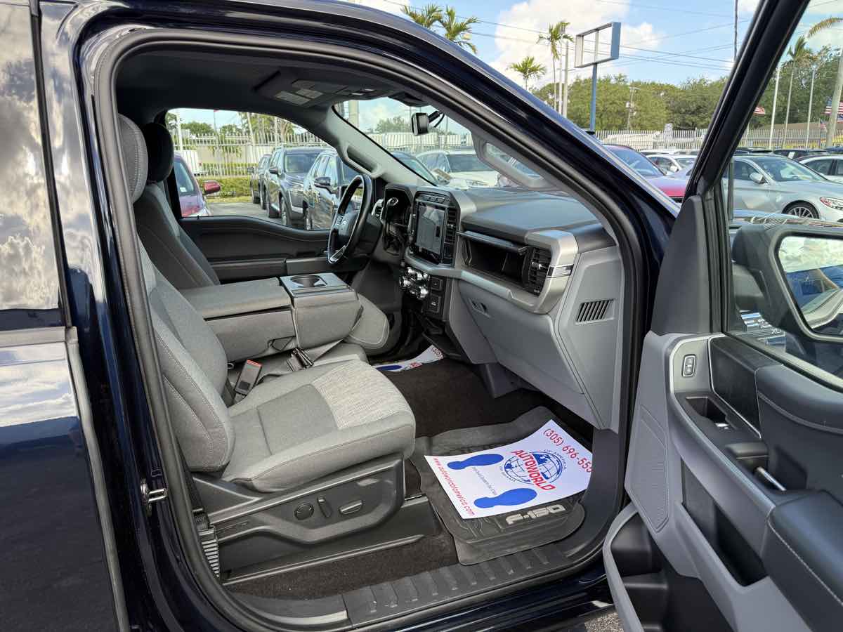 2021 Ford F-150 XLT photo 24