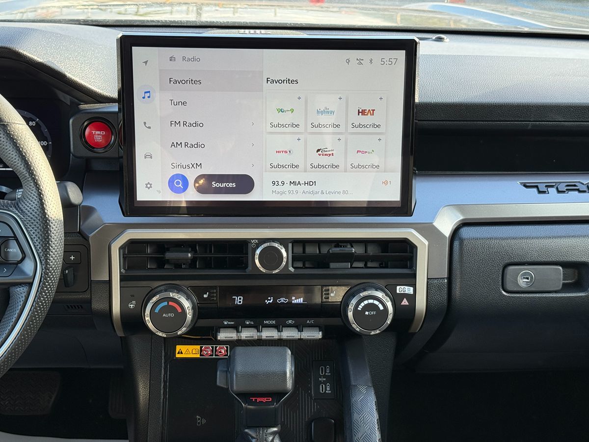 2024 Toyota Tacoma TRD Off Road - Photo 17