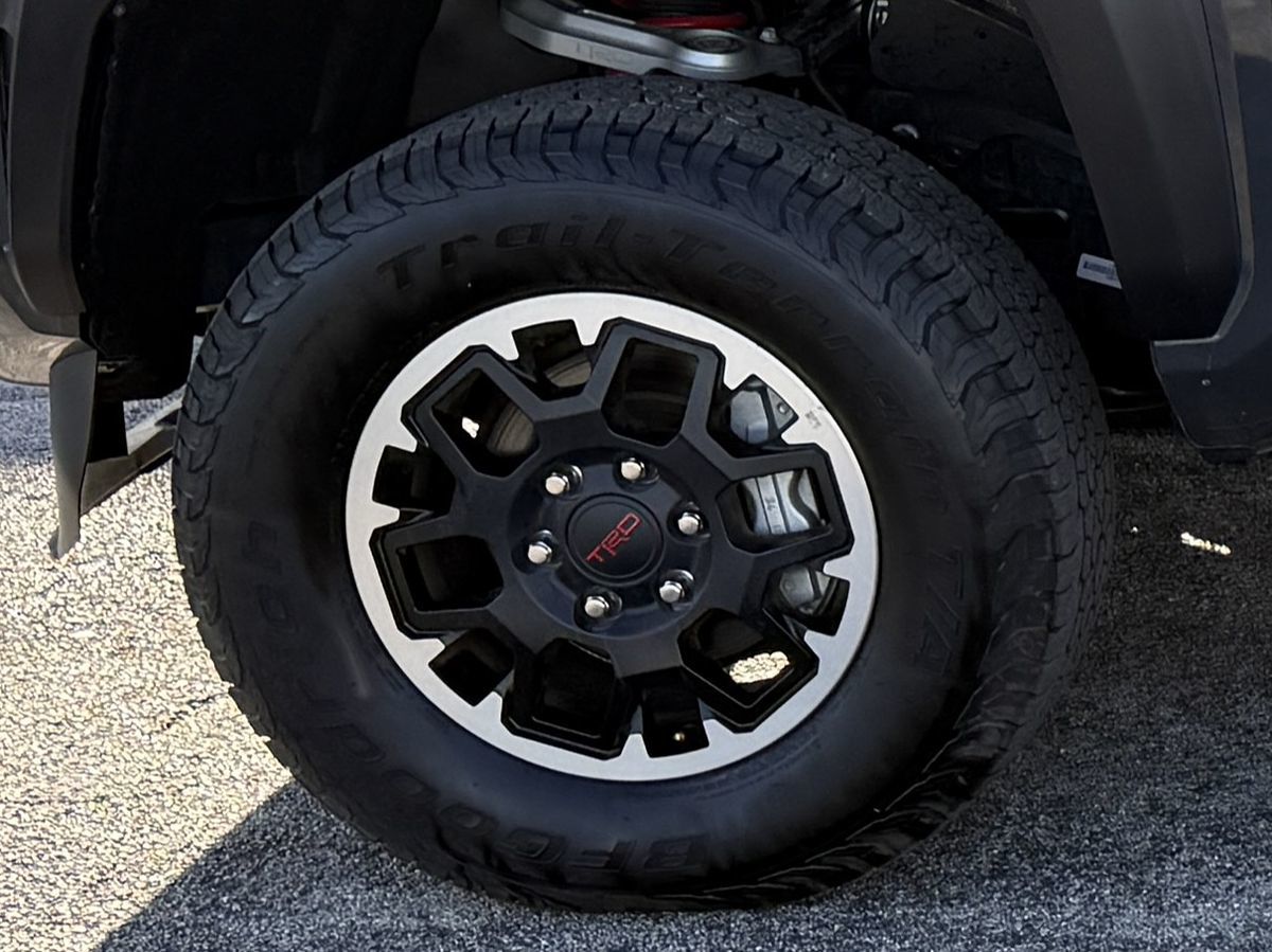 2024 Toyota Tacoma TRD Off Road - Photo 25