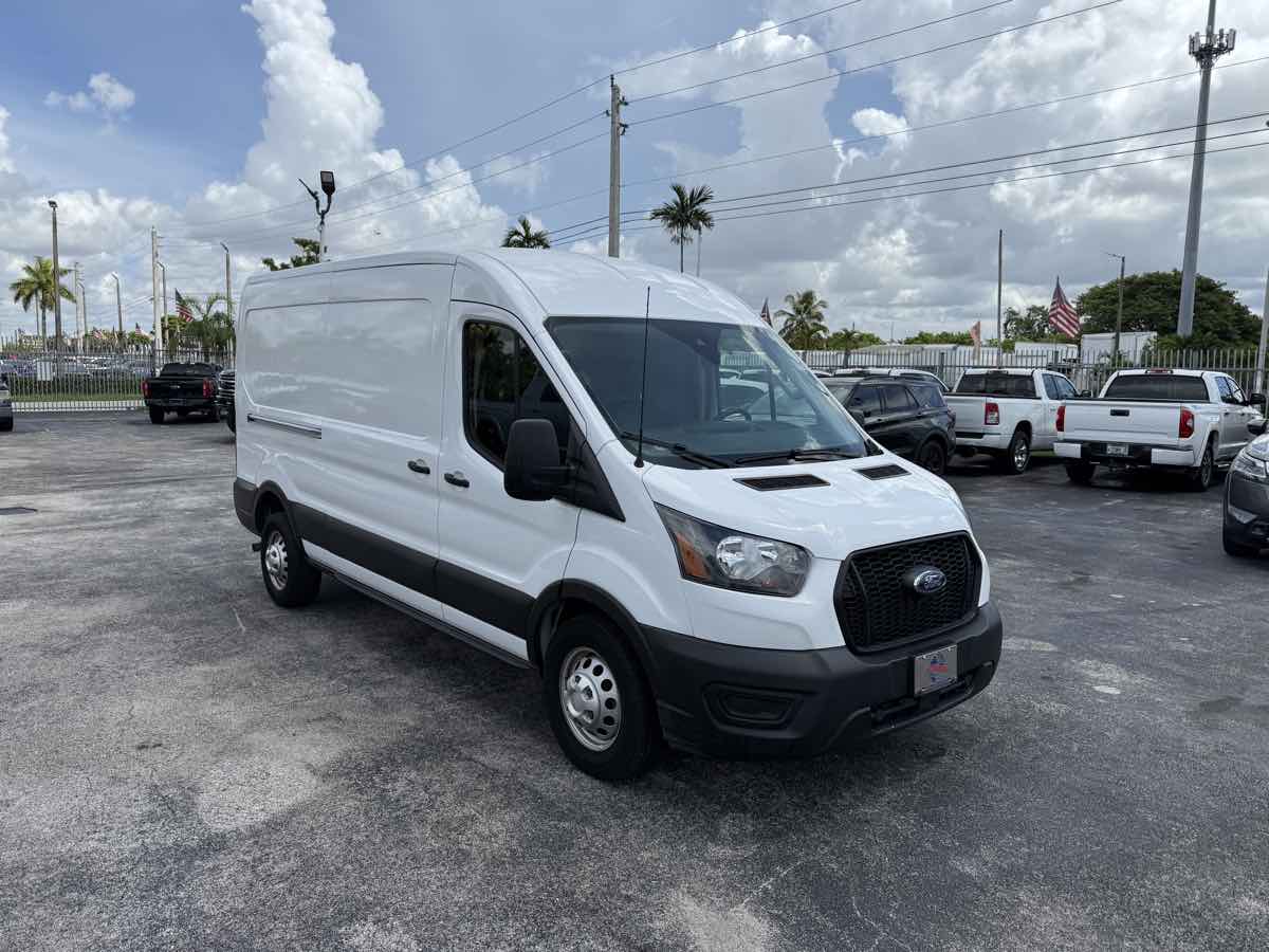 2022 Ford Transit Cargo Van photo 2