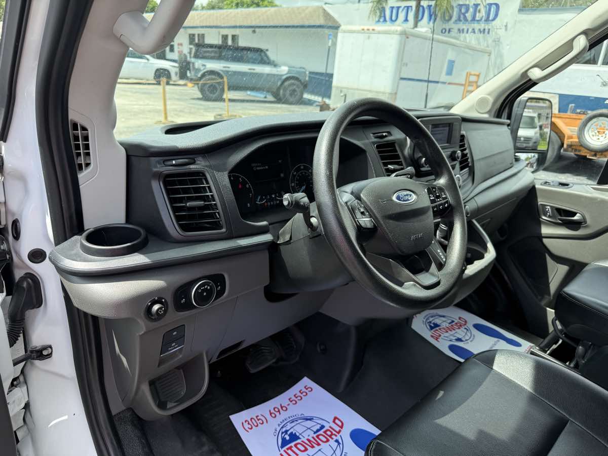 2022 Ford Transit Cargo Van photo 12