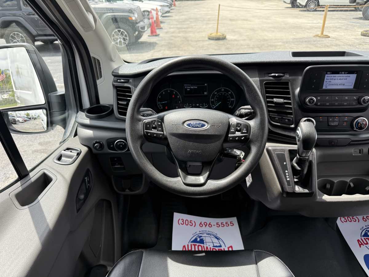 2022 Ford Transit Cargo Van photo 28