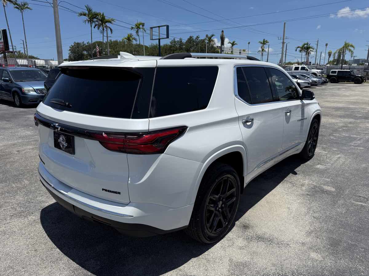 2022 Chevrolet Traverse Premier photo 10
