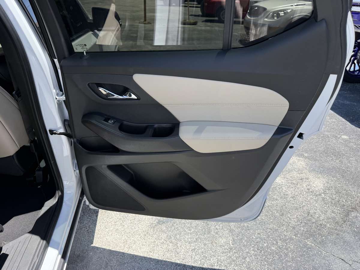2022 Chevrolet Traverse Premier photo 23